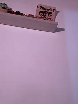 Snapshot of valeriahornier chatting on February 21, 2026, 2:01 am valeriahornier online show from February 21, 2026, 2:01 am