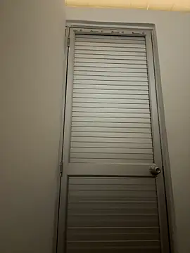 Snapshot of valeriahornier chatting on March 19, 2026, 2:37 am valeriahornier online show from March 19, 2026, 2:37 am