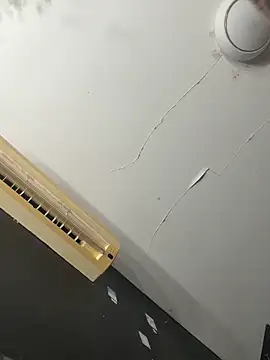 Snapshot of milky_denni chatting on October 31, 2025, 12:44 am milky denni online show from October 31, 2025, 12:44 am