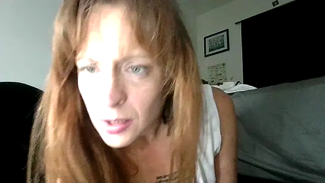 LoveLibz169 online show from November 9, 2025, 6:12 am