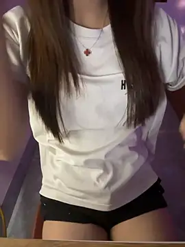 Bong-g online show from April 15, 2026, 1:29 pm