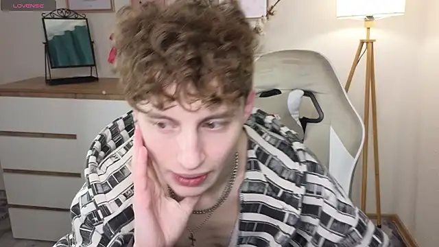 crisp1n online show from February 6, 2026, 12:19 pm