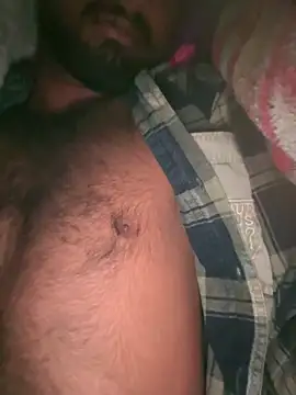 MacroSign13 online show from November 16, 2025, 8:58 pm