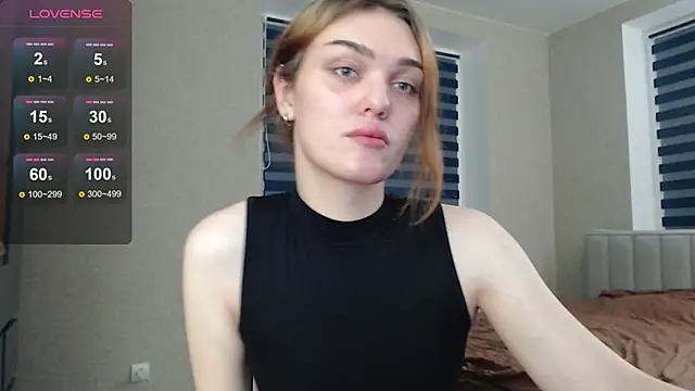 EmiliaRhodes online show from November 16, 2025, 10:04 pm
