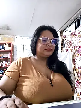 celeste122595 online show from November 12, 2025, 3:18 am