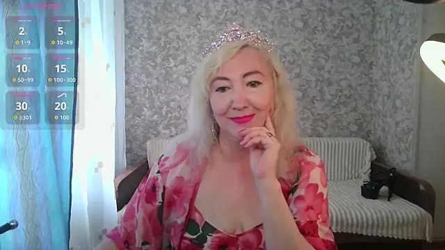 LadyKriss online show from July 16, 2026, 4:40 am