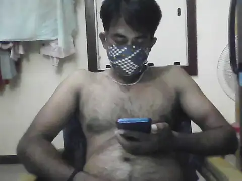 HeatableRevan online show from June 19, 2026, 6:12 pm