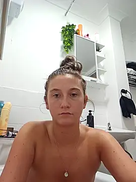 SashaBabyxx online show from November 23, 2025, 7:46 pm