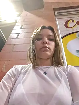 celeste 83 online show from December 5, 2025, 4:54 am