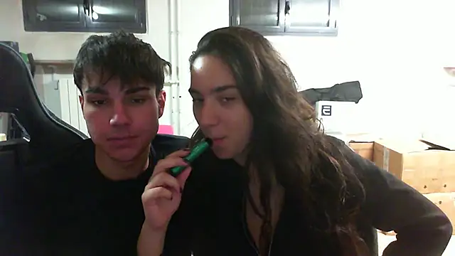 babymelisaaa online show from October 23, 2025, 1:27 am