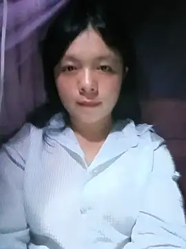 Snapshot of lisa-bae00 chatting on July 6, 2026, 12:57 pm lisa-bae00 online show from July 6, 2026, 12:57 pm