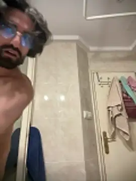 Paapii1098 online show from February 7, 2026, 6:33 pm