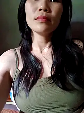 Bear bear0 online show from May 3, 2026, 3:01 am