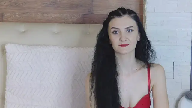 Snapshot of KendraNoir chatting on February 15, 2026, 1:24 am KendraNoir online show from February 15, 2026, 1:24 am