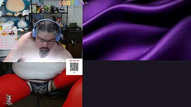 geekycastillo online show from May 3, 2026, 3:23 am