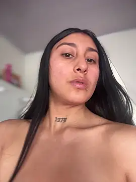 Violeet-Smith online show from March 31, 2026, 3:34 pm