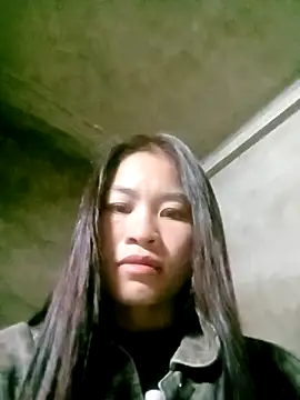 Snapshot of Kati_xx chatting on October 24, 2025, 11:17 am Kati xx online show from October 24, 2025, 11:17 am