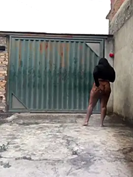 Snapshot of eujamiii chatting on November 12, 2025, 1:11 pm eujamiii online show from November 12, 2025, 1:11 pm