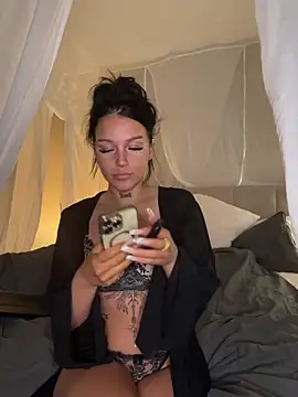 Snapshot of Gabbyys chatting on February 13, 2026, 9:11 pm Gabbyys online show from February 13, 2026, 9:11 pm