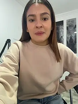 Talia Bonet online show from April 2, 2026, 3:53 pm