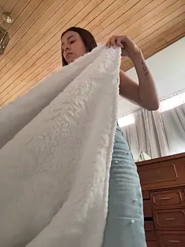 Talia Bonet online show from April 5, 2026, 1:41 pm