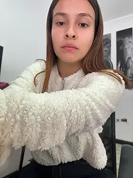 Talia Bonet online show from April 10, 2026, 3:17 pm