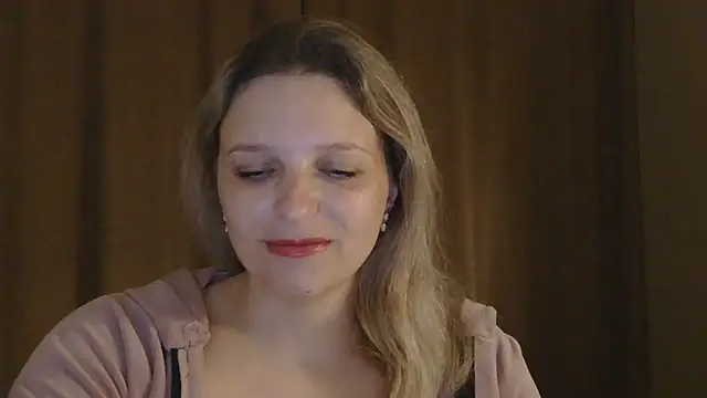 ElisSky301 online show from March 26, 2026, 9:09 pm