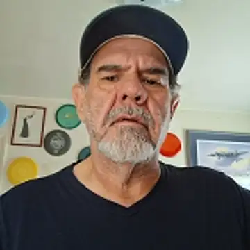 Snapshot of pena633 chatting on November 7, 2025, 3:45 pm pena633 online show from November 7, 2025, 3:45 pm