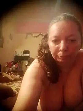 Snapshot of Mairi702 chatting on May 24, 2026, 8:47 pm Mairi702 online show from May 24, 2026, 8:47 pm