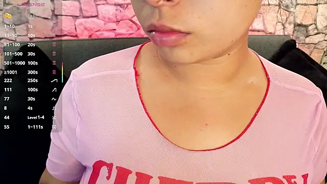 mia roux1 online show from October 26, 2025, 3:07 pm