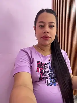 PaulaCruz01 online show from February 14, 2026, 6:59 pm