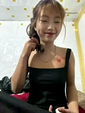 Snapshot of 2k7-sex chatting on December 23, 2025, 4:43 am 2k7-sex online show from December 23, 2025, 4:43 am