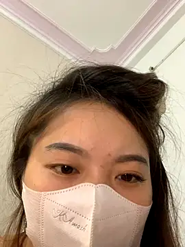 Snapshot of helo-kitty chatting on October 24, 2025, 3:19 pm helo-kitty online show from October 24, 2025, 3:19 pm