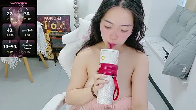 Snapshot of BK_PINK1021 chatting on February 12, 2026, 2:50 am BK PINK1021 online show from February 12, 2026, 2:50 am