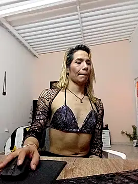 Snapshot of Grreichellsecret_ chatting on October 29, 2025, 3:36 pm Grreichellsecret  online show from October 29, 2025, 3:36 pm