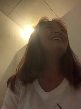 Lara-11 online show from April 23, 2026, 3:36 pm