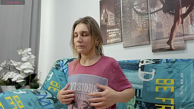 Tenderly Sophie online show from January 11, 2026, 1:21 am