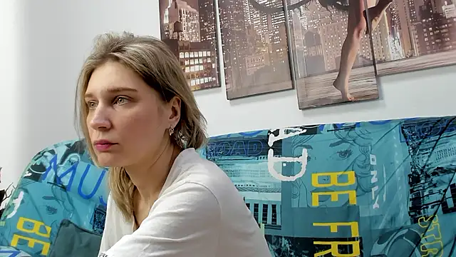 Tenderly Sophie online show from March 6, 2026, 1:24 am