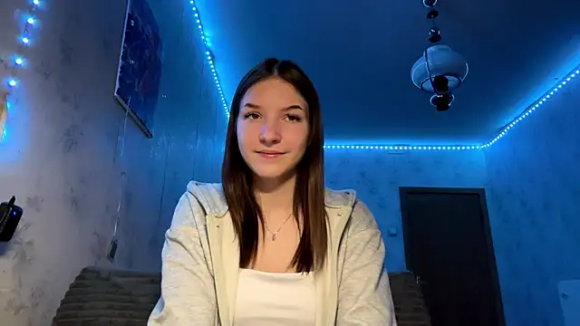 Beauty miIa online show from October 30, 2025, 3:13 pm