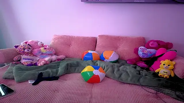 daddysprincess731 online show from May 15, 2026, 11:56 pm