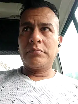 Snapshot of Vegueta79 chatting on July 23, 2026, 5:55 pm Vegueta79 online show from July 23, 2026, 5:55 pm