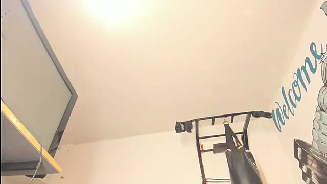 Snapshot of Lanna_big33 chatting on December 4, 2025, 7:22 pm Lanna big33 online show from December 4, 2025, 7:22 pm