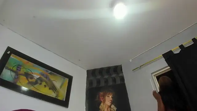 Snapshot of Lanna_big33 chatting on February 12, 2026, 7:31 pm Lanna big33 online show from February 12, 2026, 7:31 pm