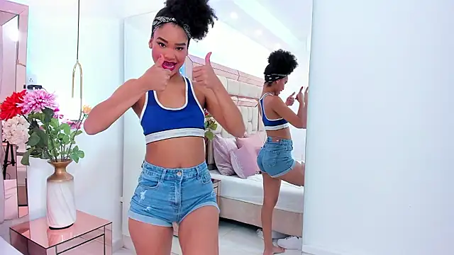 karolebonyy online show from January 17, 2026, 5:45 am