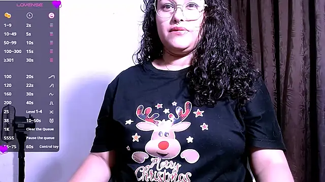 mira cherry02 online show from November 17, 2025, 4:40 am