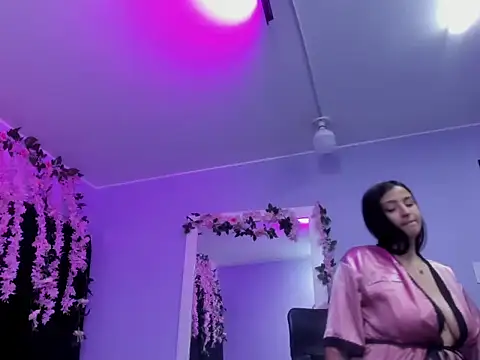 Gabyy Cooper  online show from February 4, 2026, 2:28 am