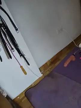 Kitty Kalifa online show from February 22, 2026, 4:46 am