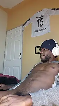 Snapshot of Suamyst_25 chatting on February 10, 2026, 5:06 pm Suamyst 25 online show from February 10, 2026, 5:06 pm