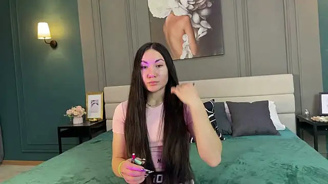 Snapshot of Adele_Shy chatting on October 29, 2025, 1:30 am Adele Shy online show from October 29, 2025, 1:30 am