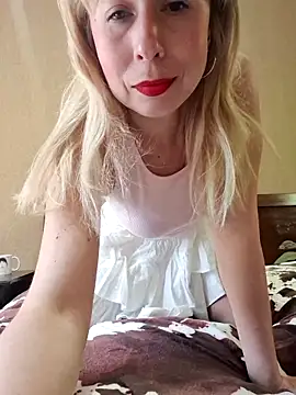 SelinaLovqx online show from June 3, 2026, 7:33 am
